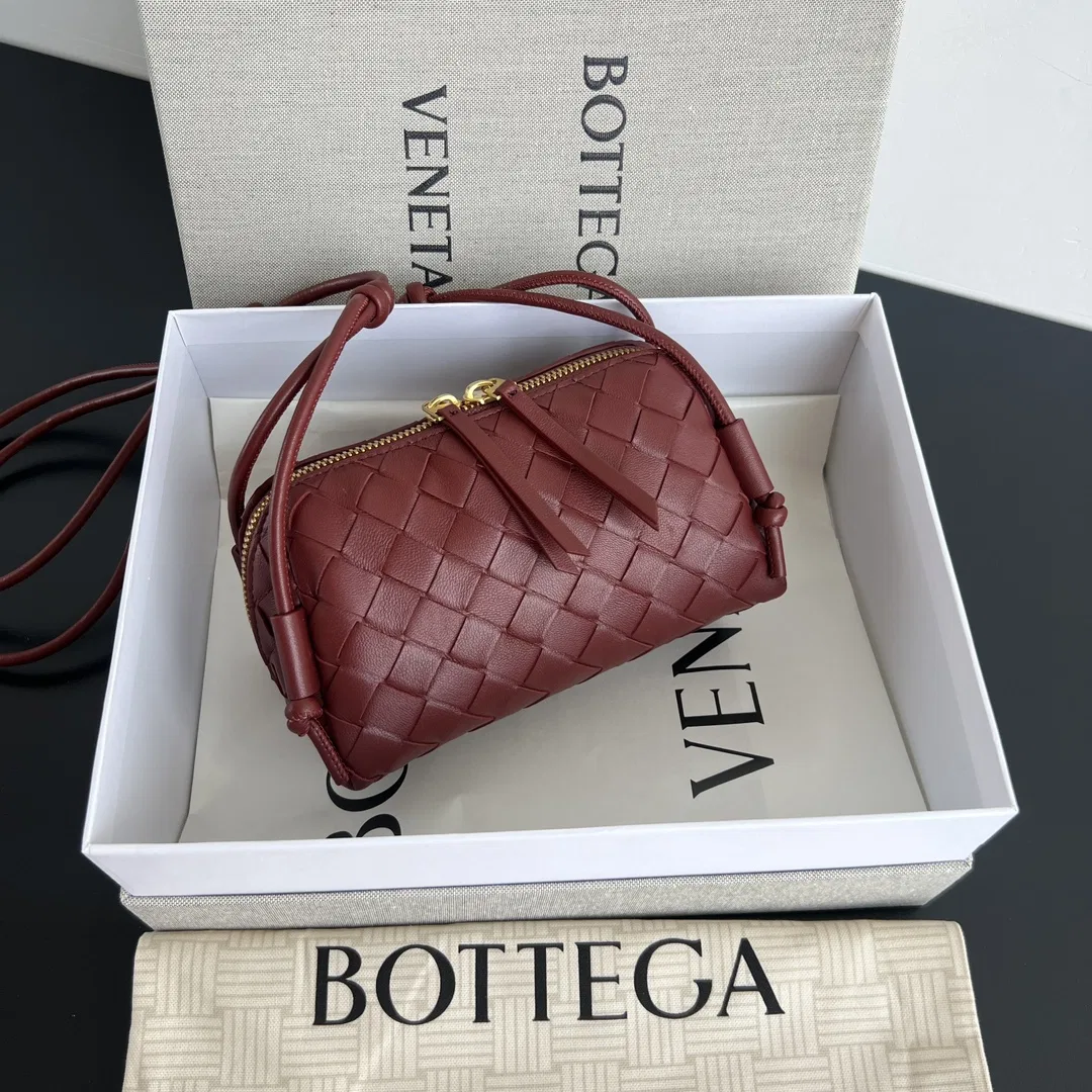 BOTTEGA 27FW NWEPAZI 017 미니백 99