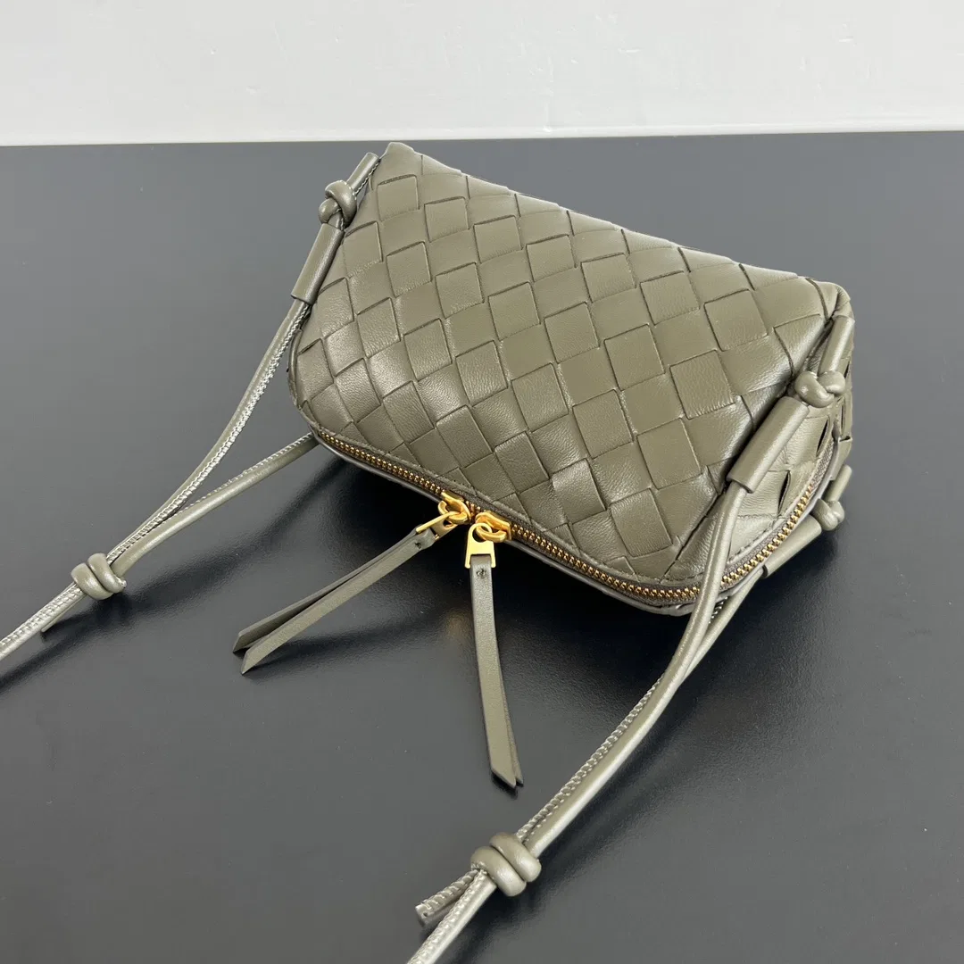 BOTTEGA 27FW NWEPAZI 017 미니백 112