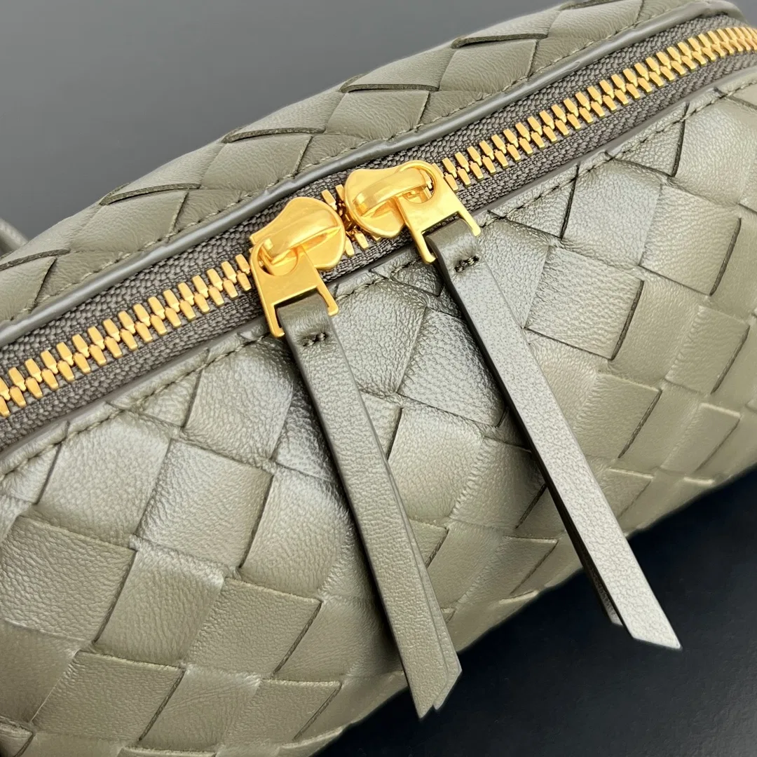 BOTTEGA 27FW NWEPAZI 017 미니백 114