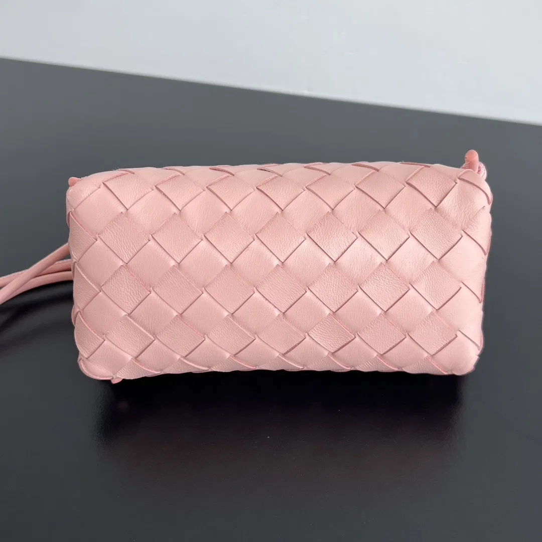 BOTTEGA 27FW NWEPAZI 017 미니백 119