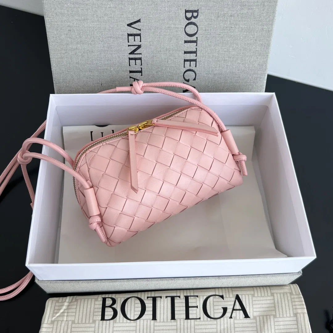 BOTTEGA 27FW NWEPAZI 017 미니백 125