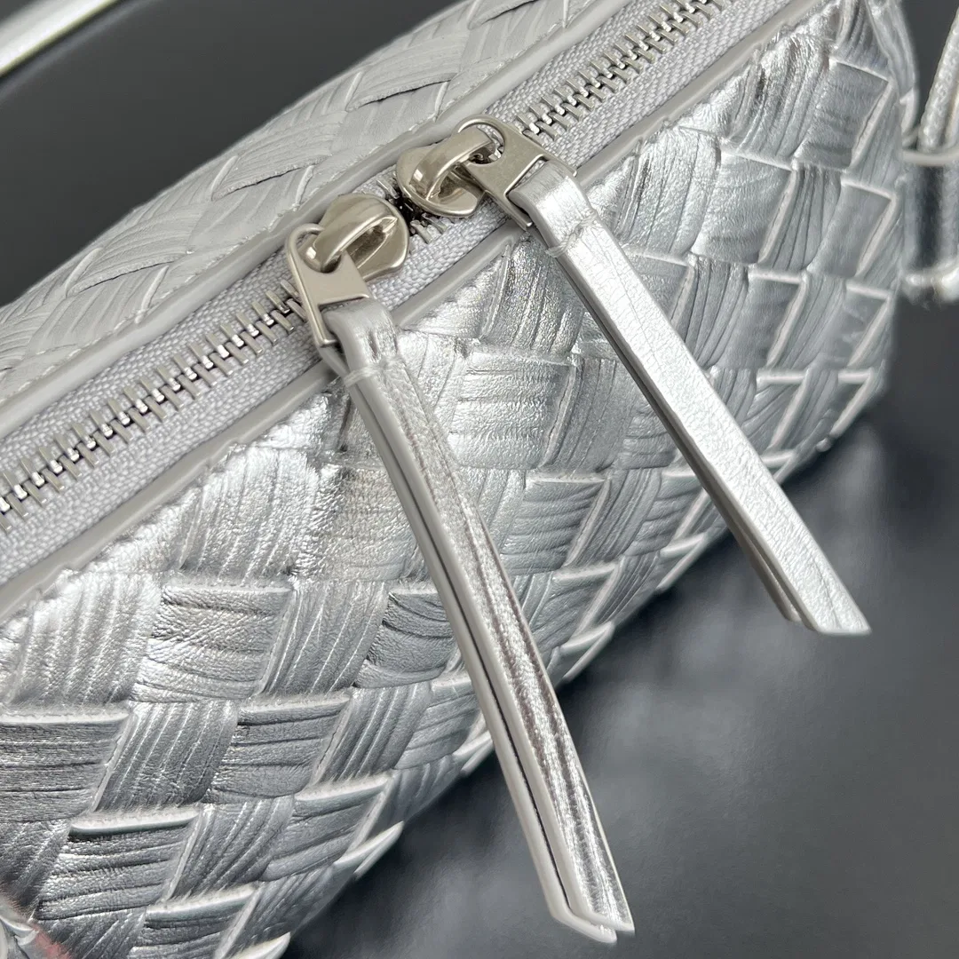 BOTTEGA 27FW NWEPAZI 017 미니백 130