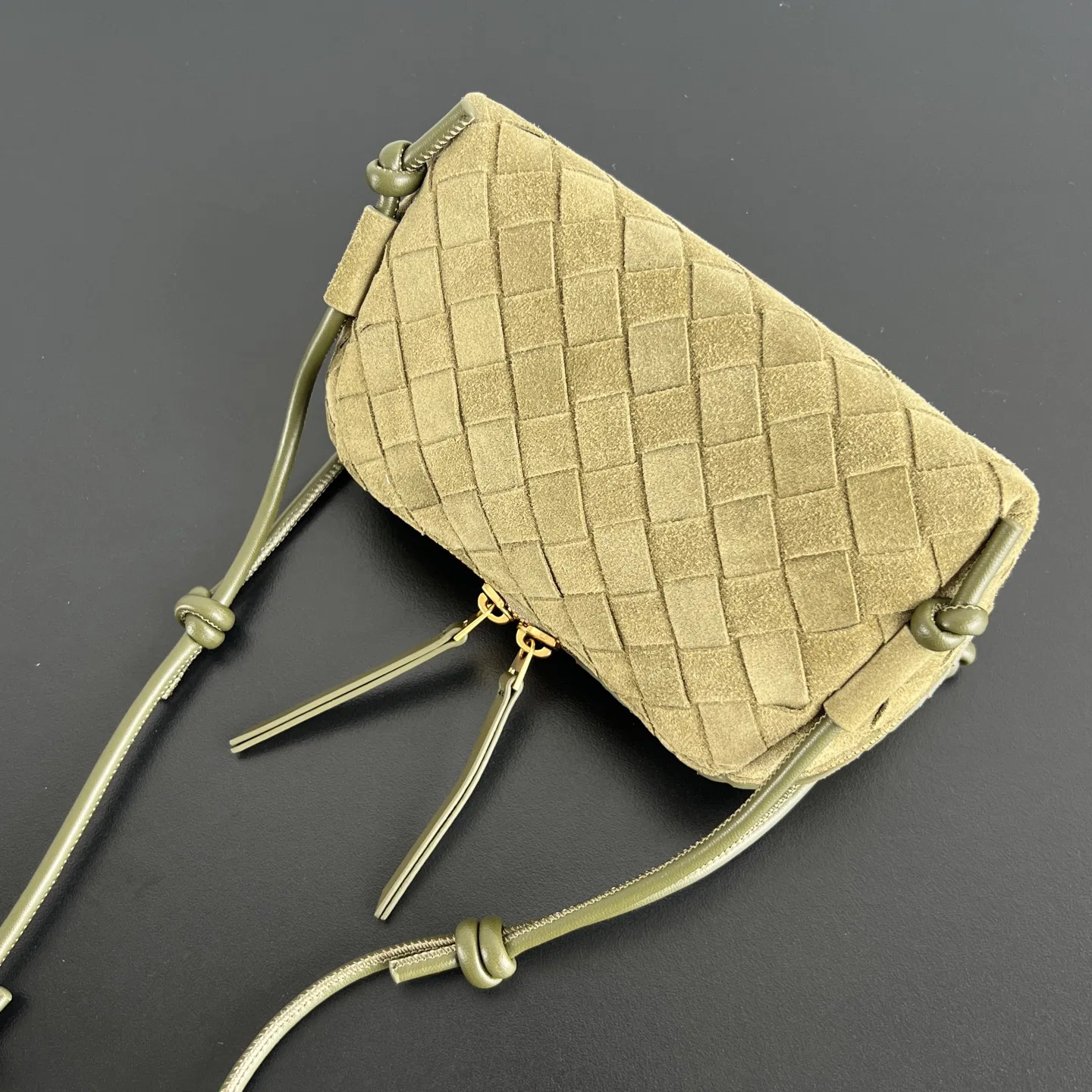 BOTTEGA 27FW NWEPAZI 017 미니백 139