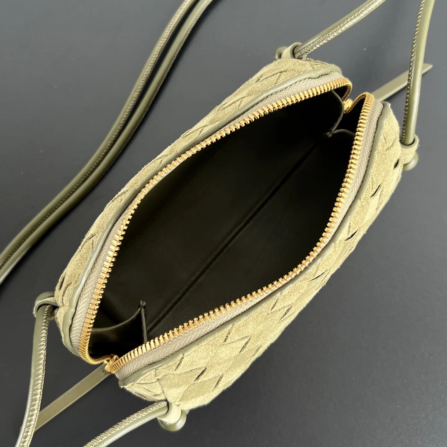 BOTTEGA 27FW NWEPAZI 017 미니백 140