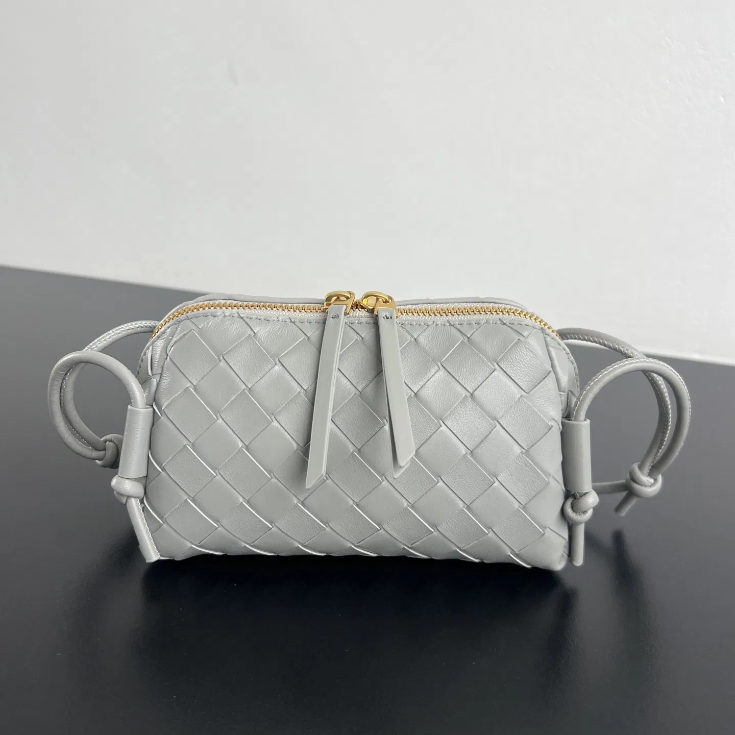 BOTTEGA 27FW NWEPAZI 017 미니백 147