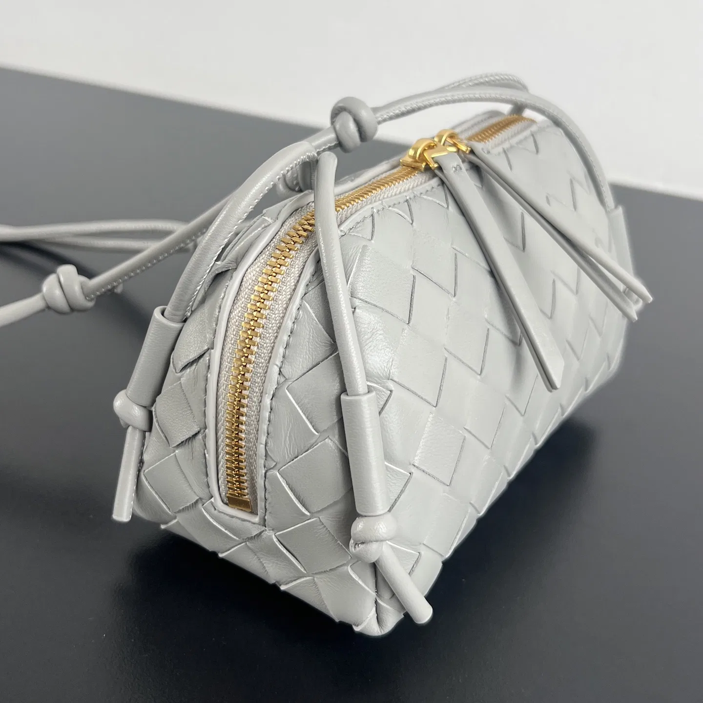 BOTTEGA 27FW NWEPAZI 017 미니백 148
