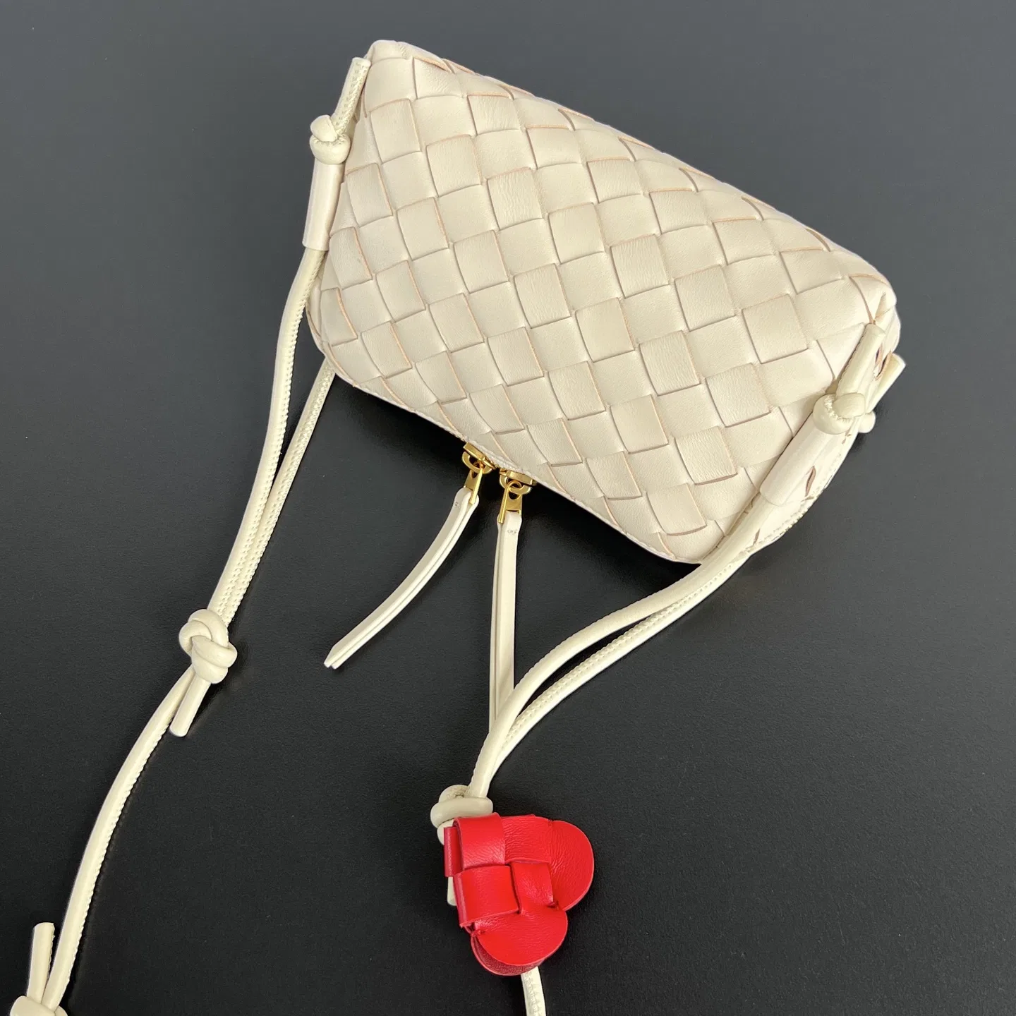 BOTTEGA 27FW NWEPAZI 017 미니백 159