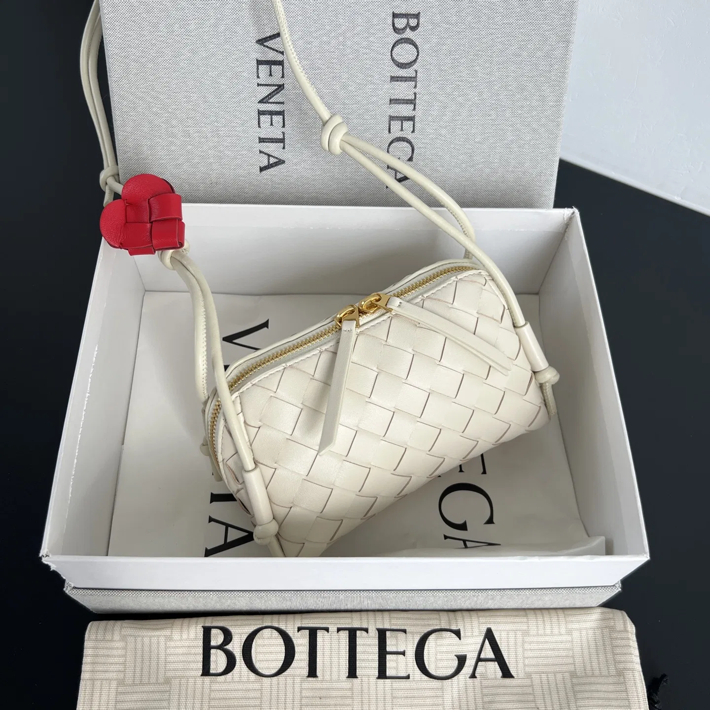 BOTTEGA 27FW NWEPAZI 017 미니백 164