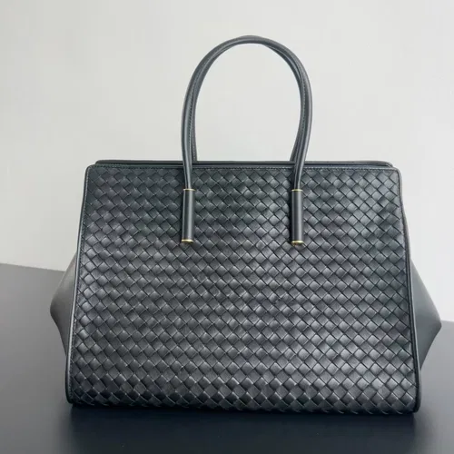BOTTEGA 27FW NWEPAZI 018 토트백 32