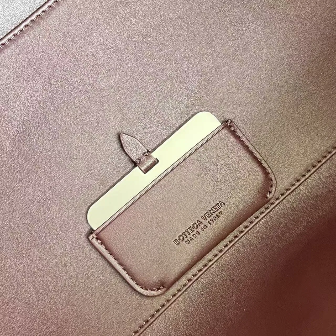 BOTTEGA 27FW NWEPAZI 019 토트백 10