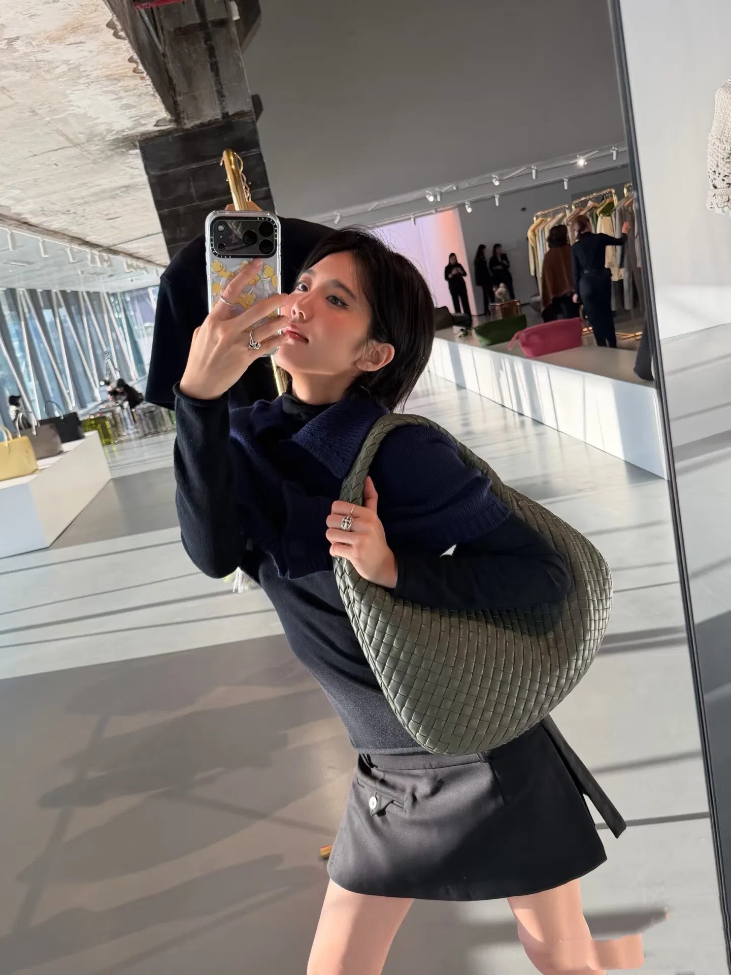 BOTTEGA 27FW NWEPAZI 020 토트백 45