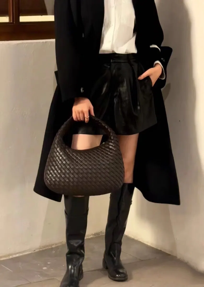 BOTTEGA 27FW NWEPAZI 020 토트백 59