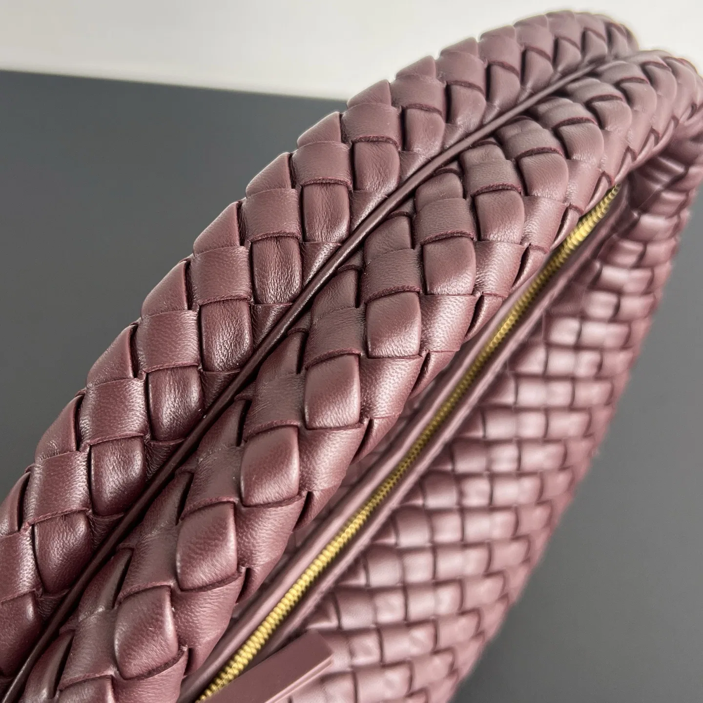 BOTTEGA 27FW NWEPAZI 020 토트백 102