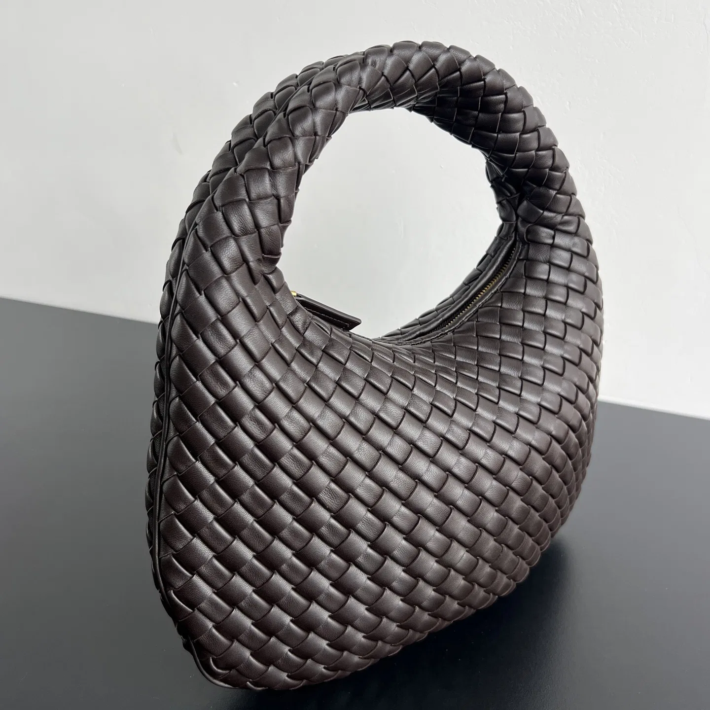 BOTTEGA 27FW NWEPAZI 020 토트백 108