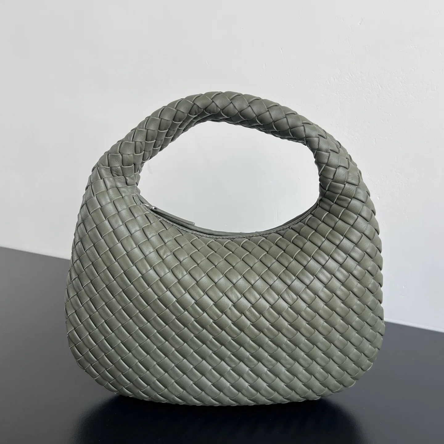 BOTTEGA 27FW NWEPAZI 020 토트백 118