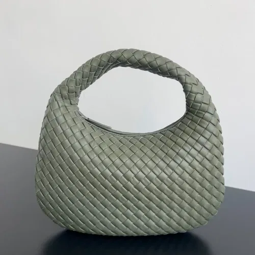 BOTTEGA 27FW NWEPAZI 020 토트백 127