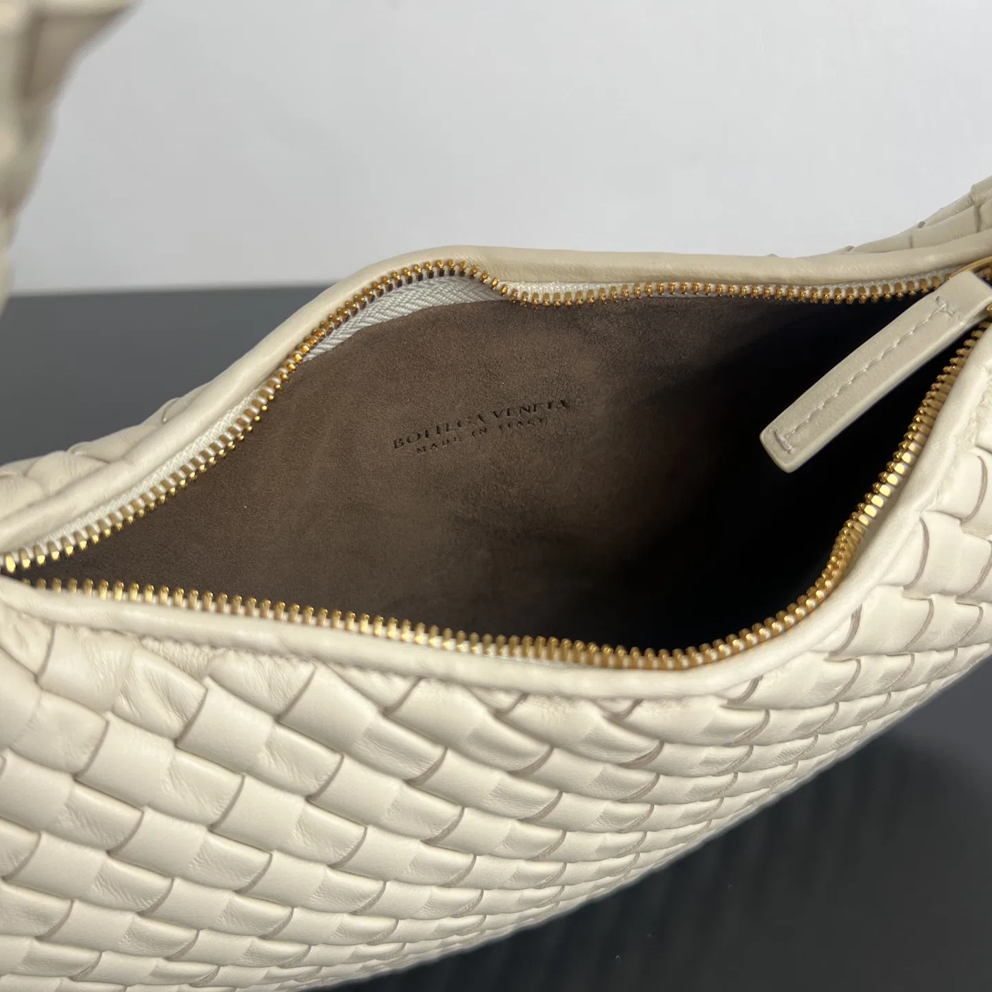 BOTTEGA 27FW NWEPAZI 020 토트백 139