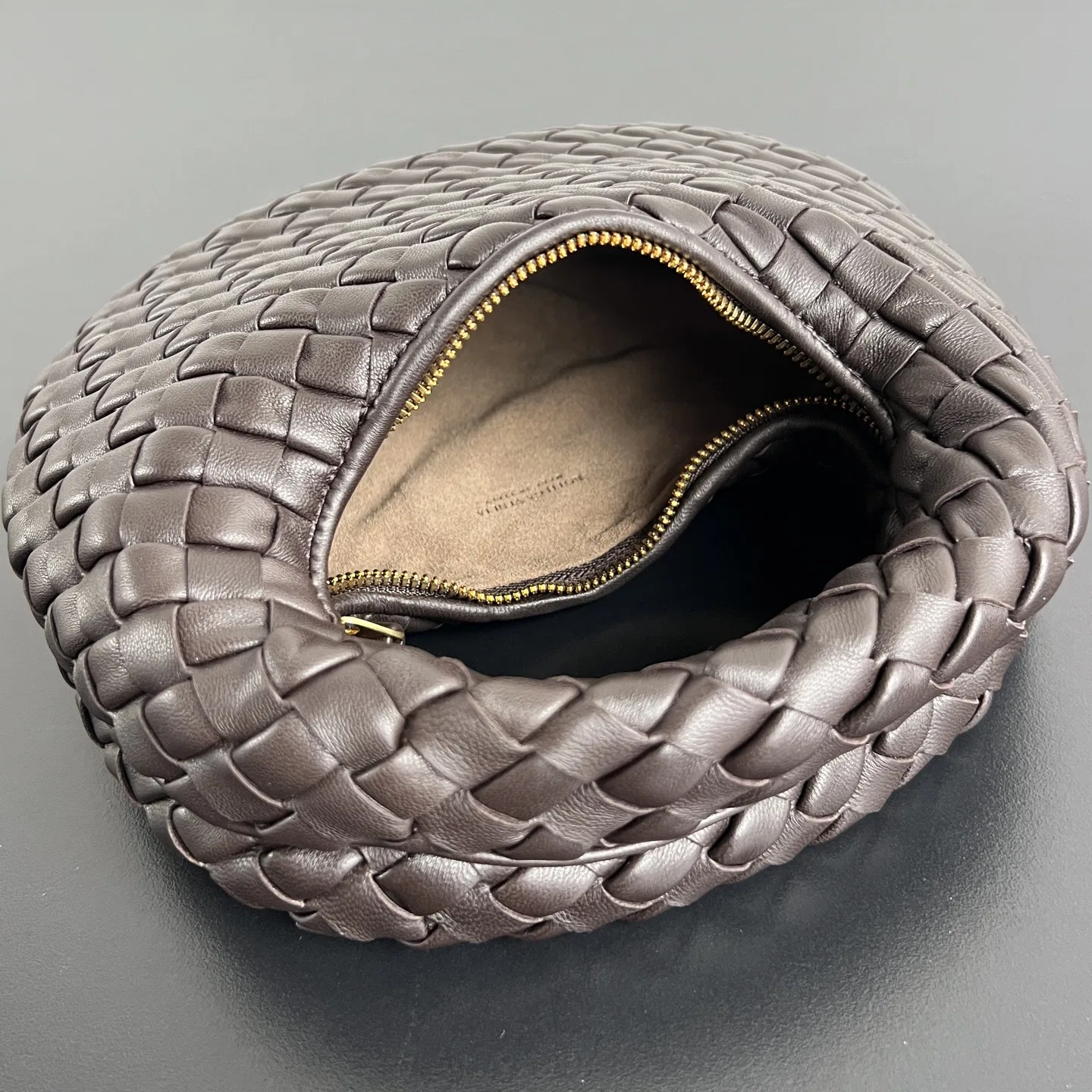 BOTTEGA 27FW NWEPAZI 021 토트백 17