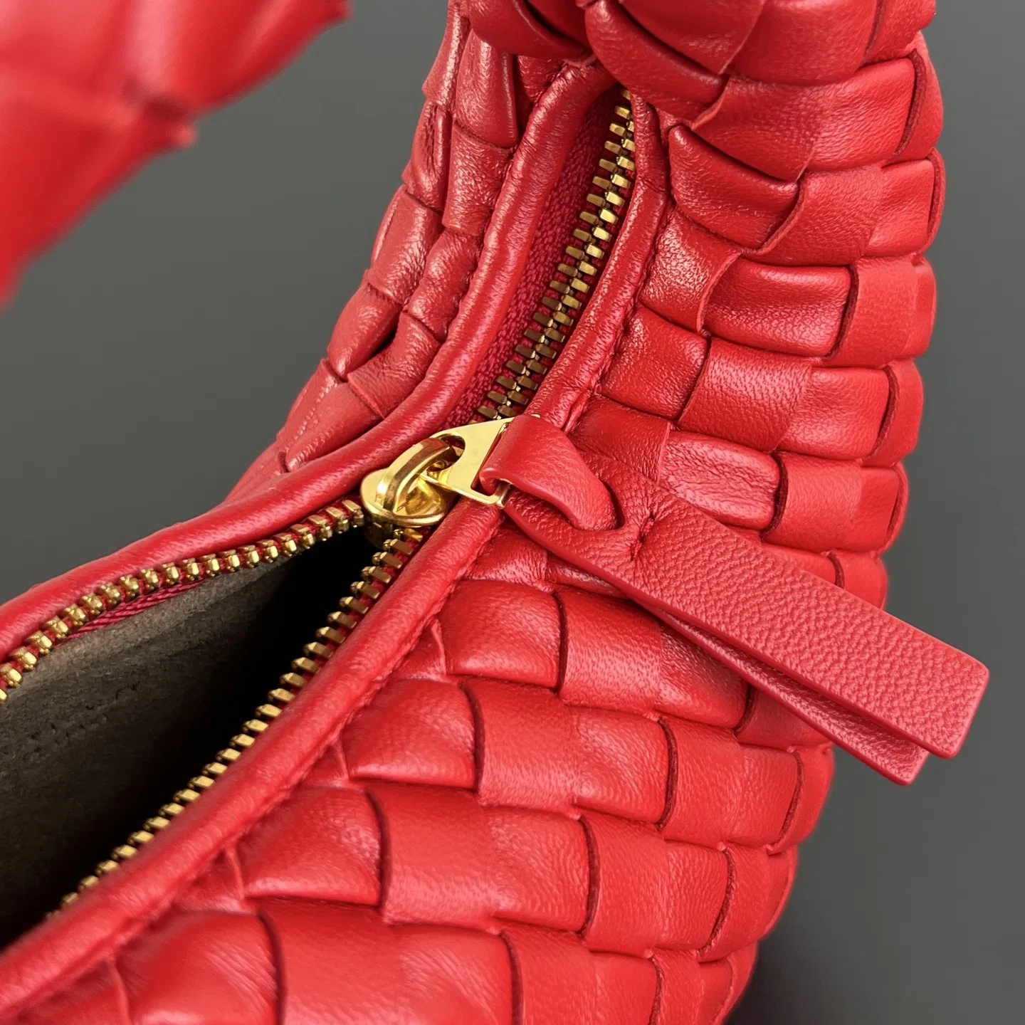 BOTTEGA 27FW NWEPAZI 021 토트백 33