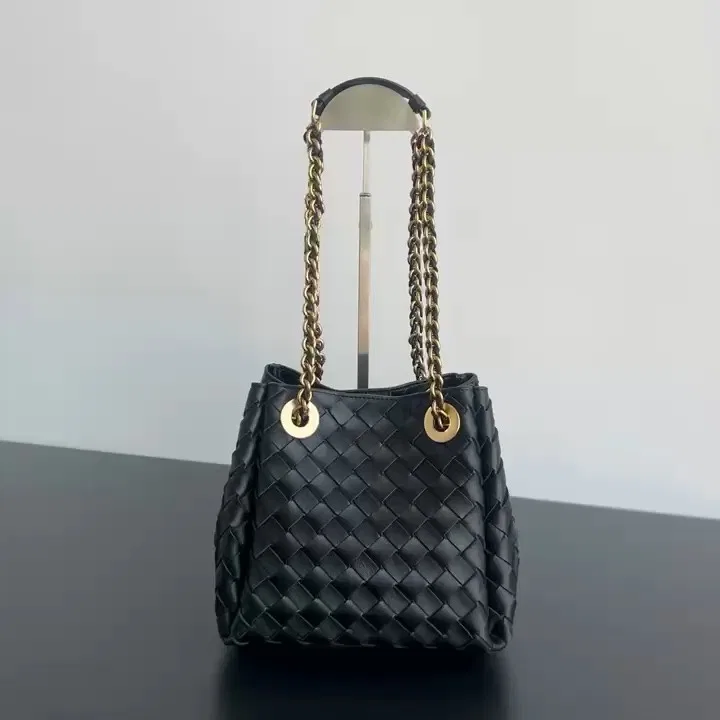 BOTTEGA 27FW NWEPAZI 024 숄더백 11
