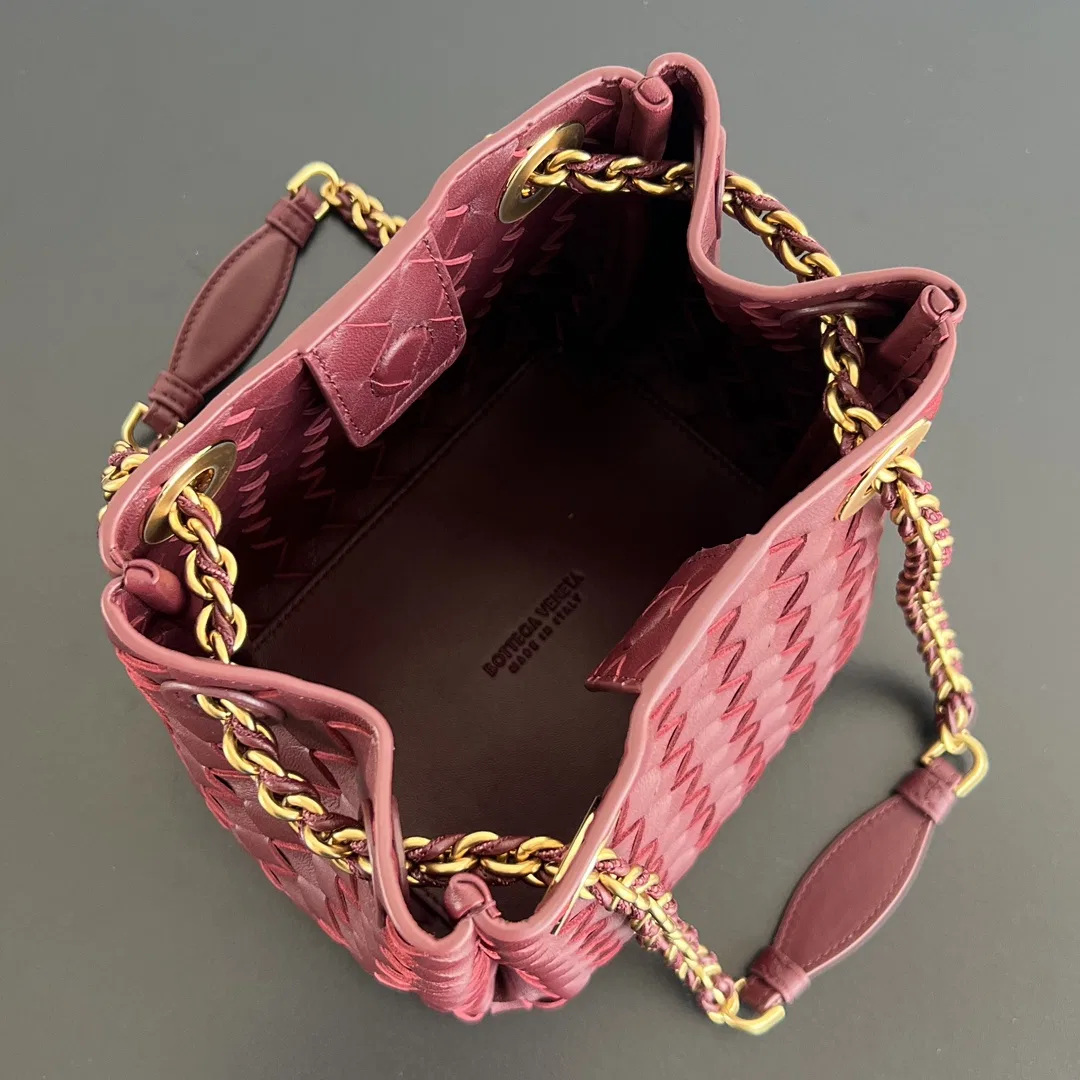 BOTTEGA 27FW NWEPAZI 024 숄더백 19
