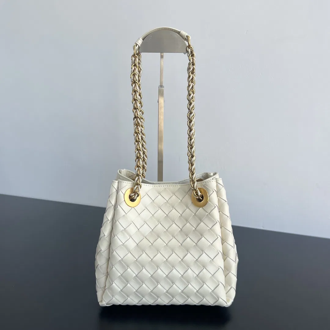BOTTEGA 27FW NWEPAZI 024 숄더백 38