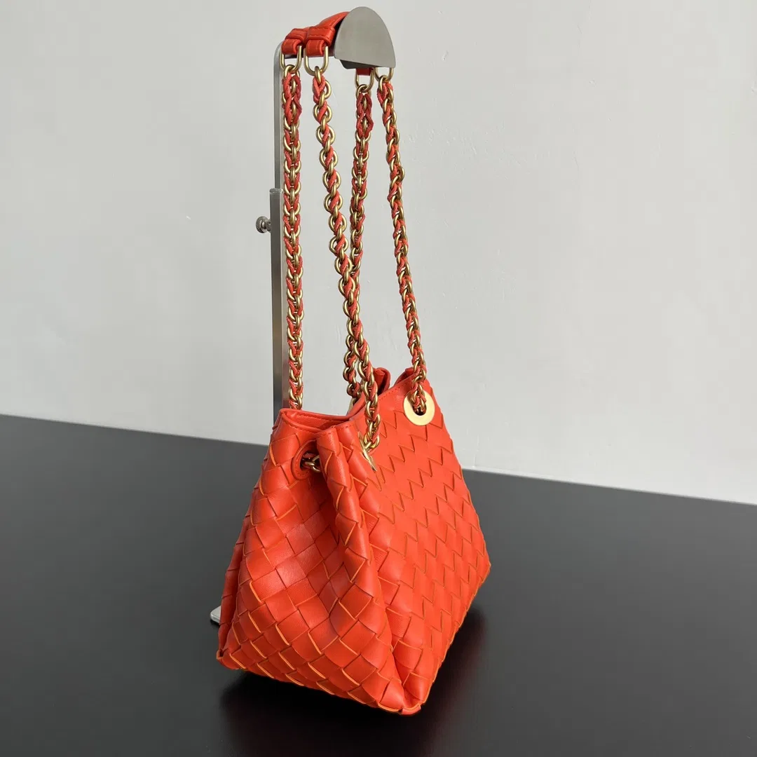 BOTTEGA 27FW NWEPAZI 024 숄더백 67