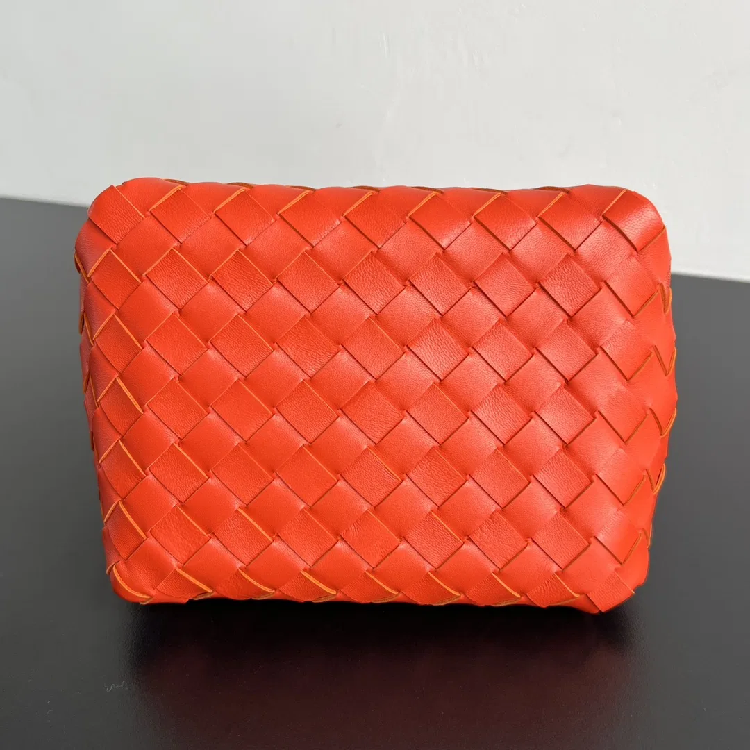 BOTTEGA 27FW NWEPAZI 024 숄더백 68