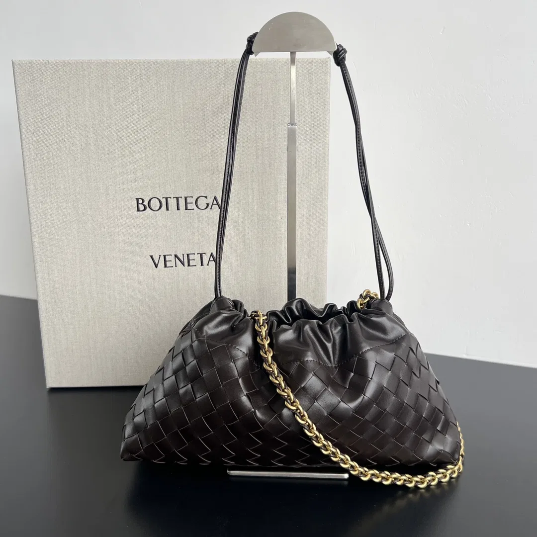 BOTTEGA 27FW NWEPAZI 025 숄더백 9