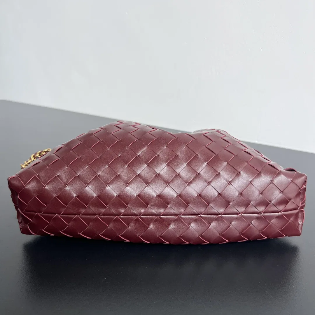 BOTTEGA 27FW NWEPAZI 025 숄더백 21