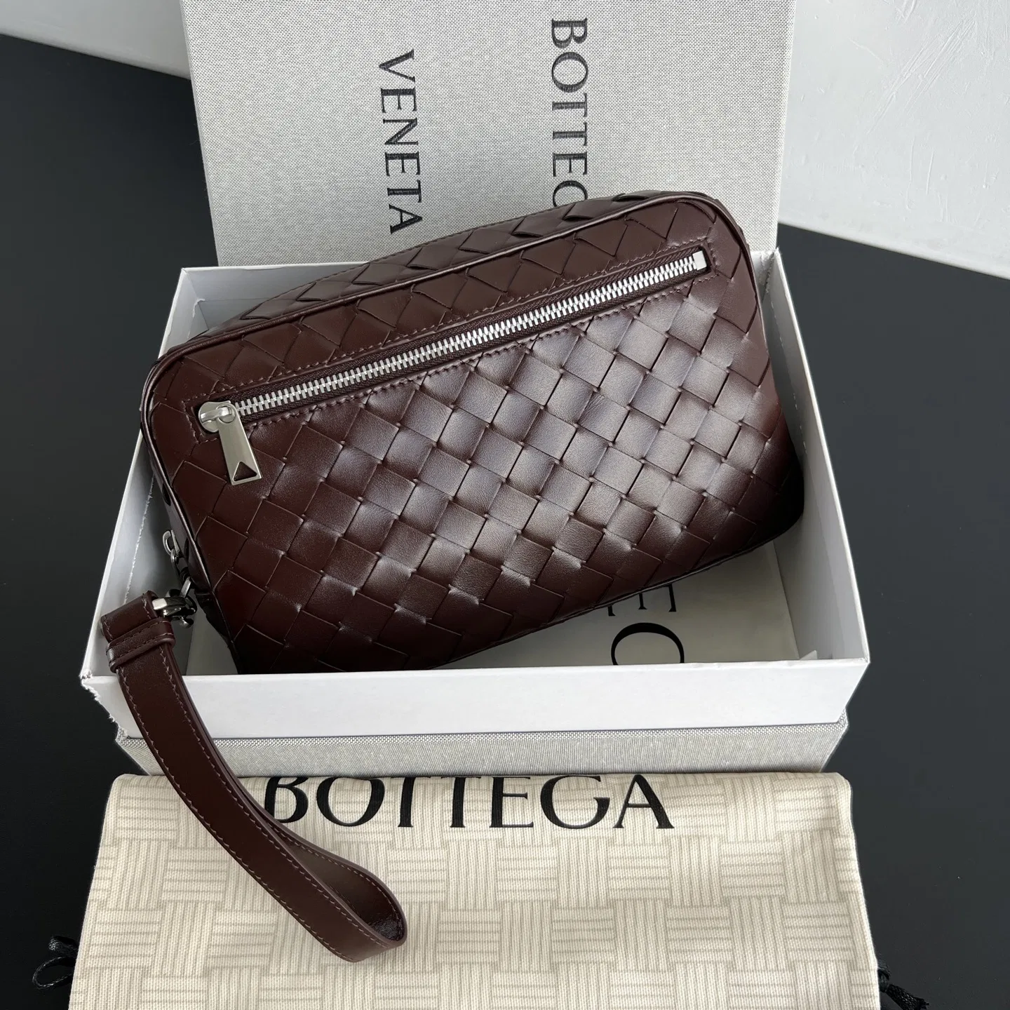 BOTTEGA 27FW NWEPAZI 027 클러치 21