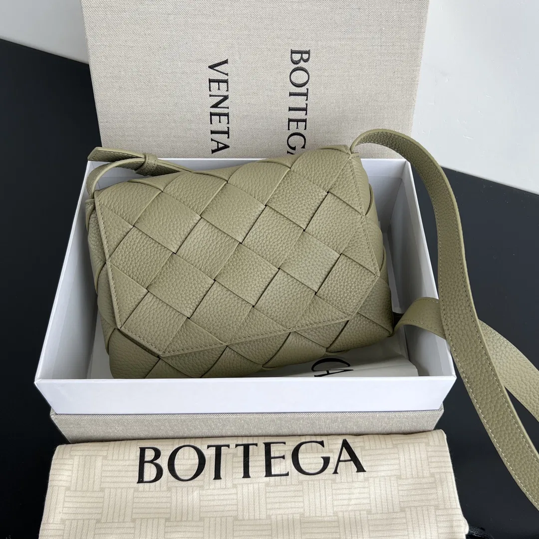 BOTTEGA 27FW NWEPAZI 028 크로스백 9