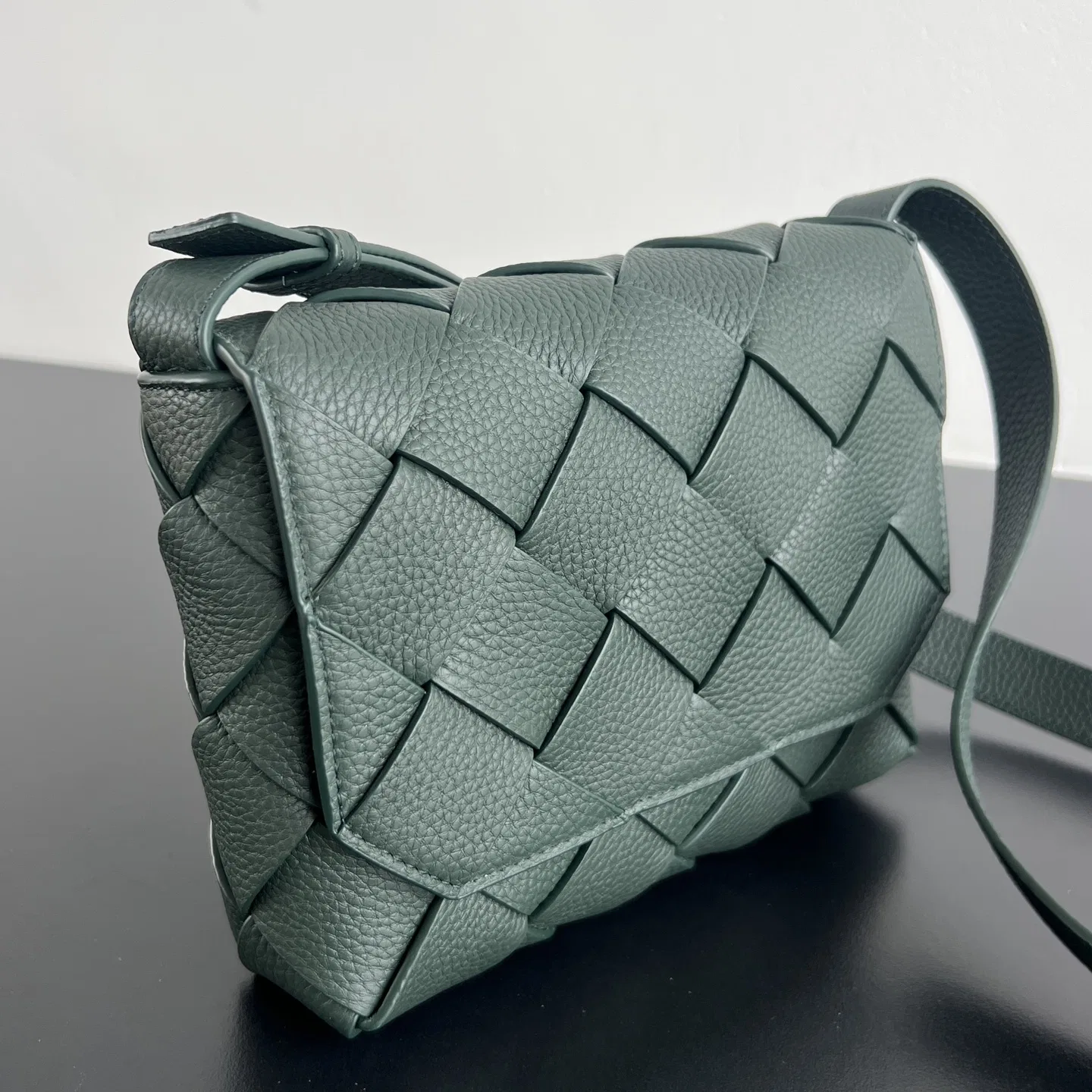 BOTTEGA 27FW NWEPAZI 028 크로스백 29