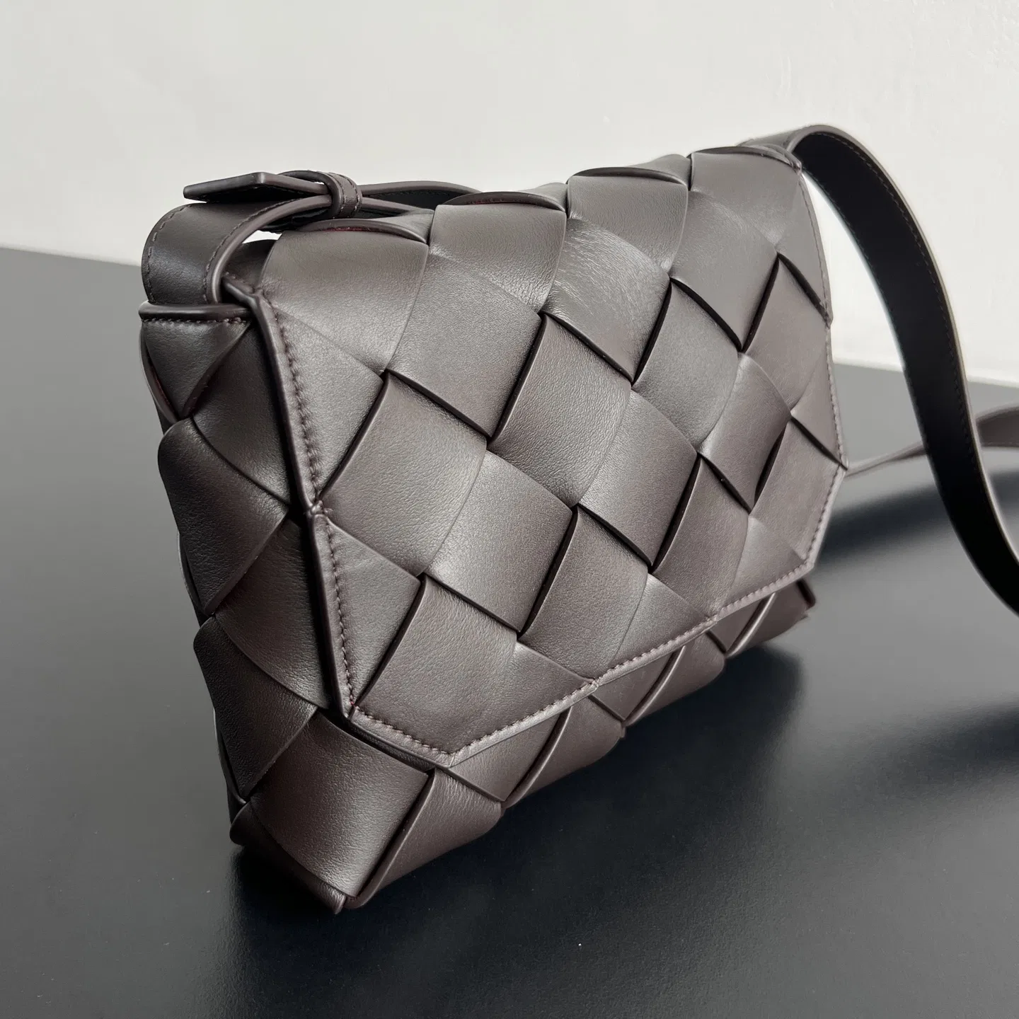 BOTTEGA 27FW NWEPAZI 028 크로스백 41