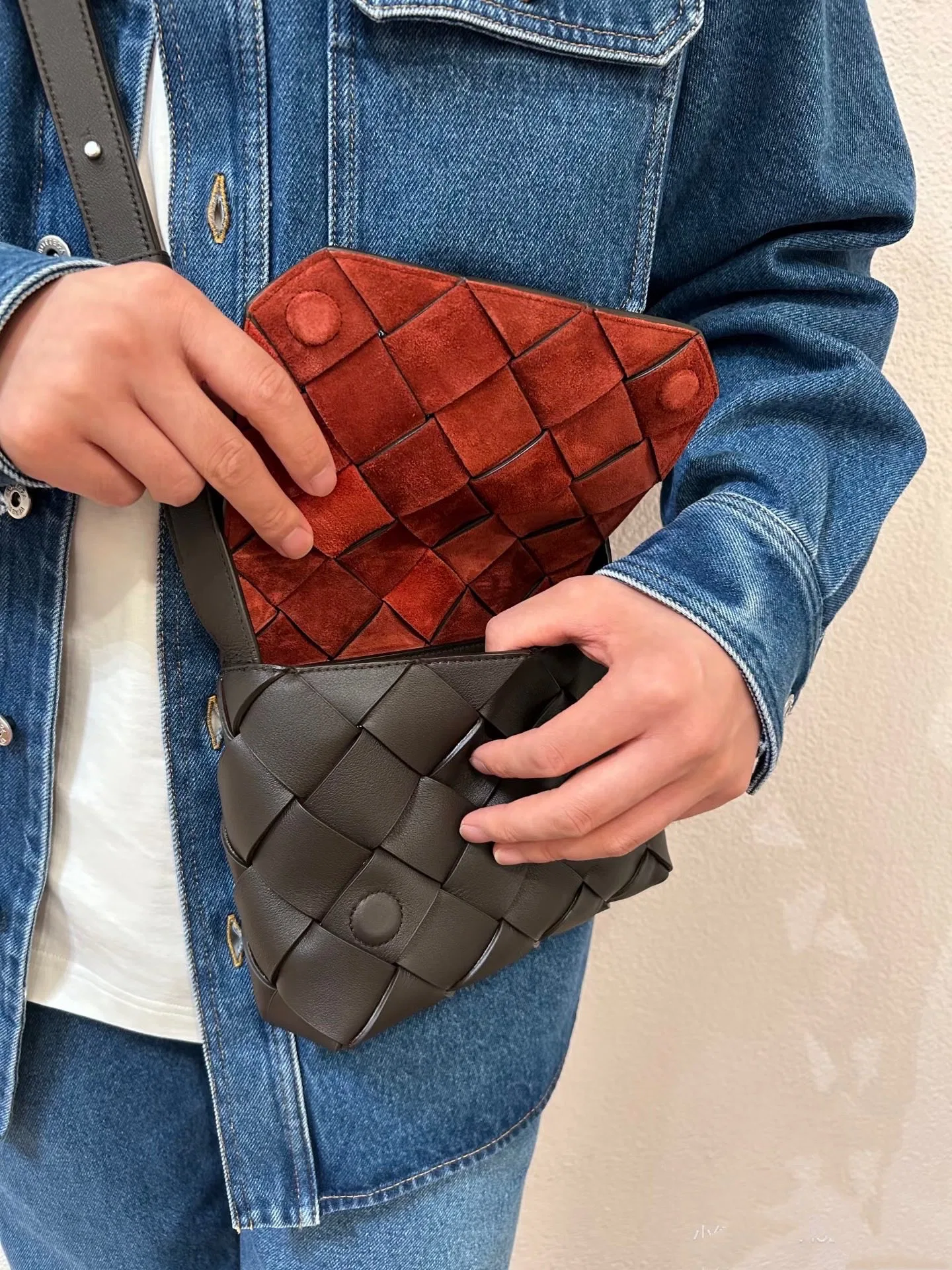 BOTTEGA 27FW NWEPAZI 028 크로스백 50