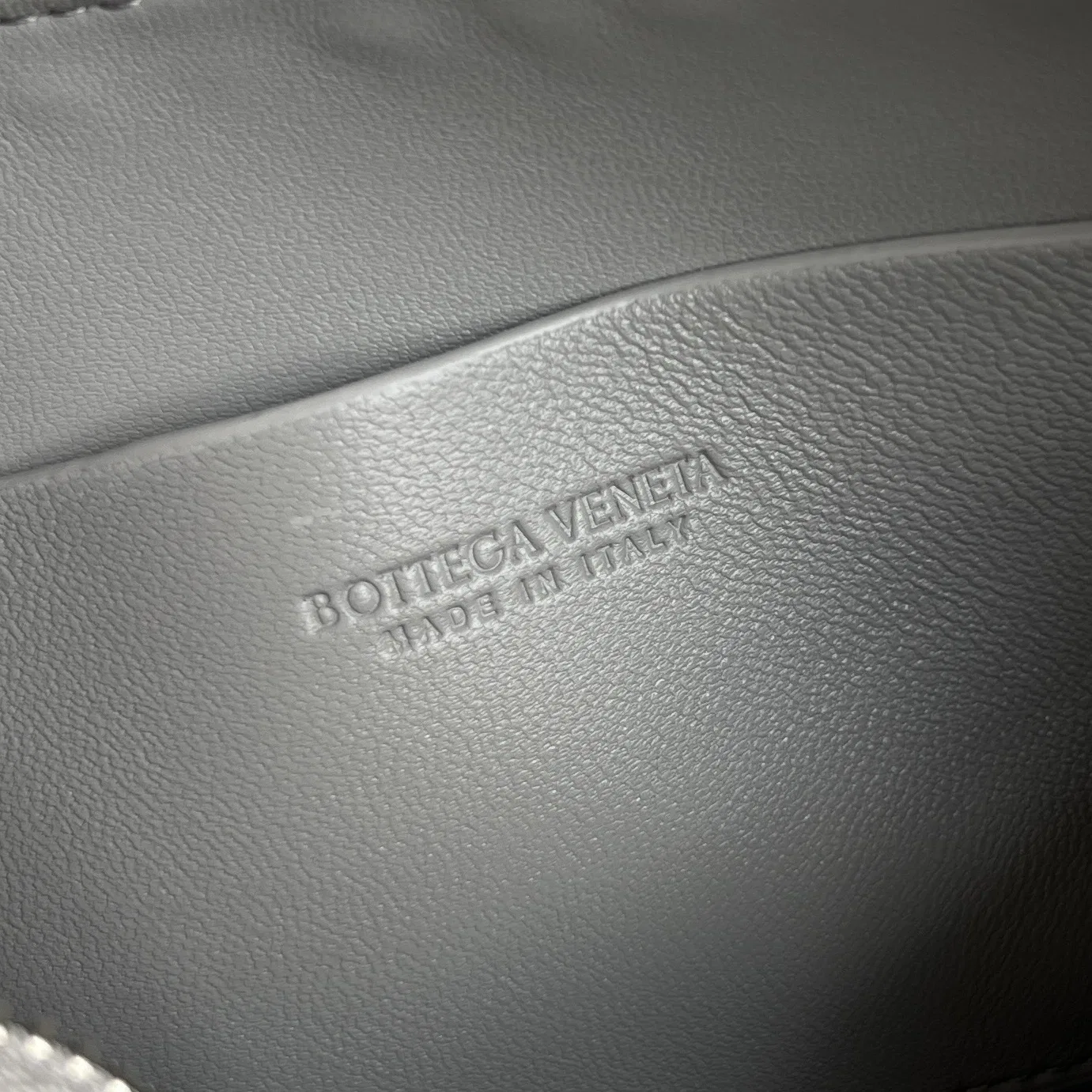 BOTTEGA 27FW NWEPAZI 029 숄더백 8