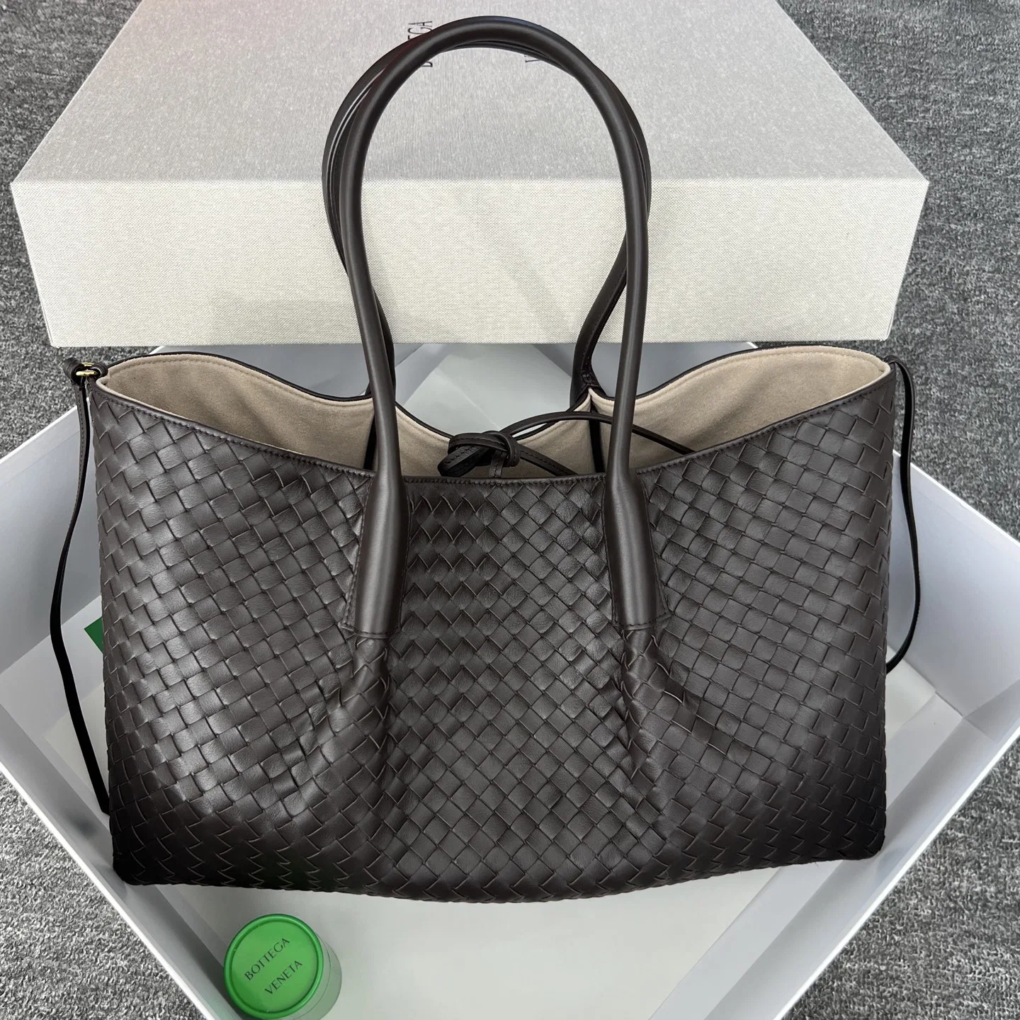 BOTTEGA 27FW NWEPAZI 030 토트백 10