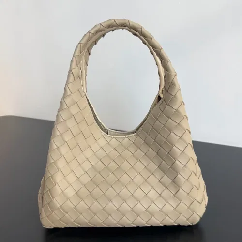 BOTTEGA 27FW NWEPAZI 031 토트백 11