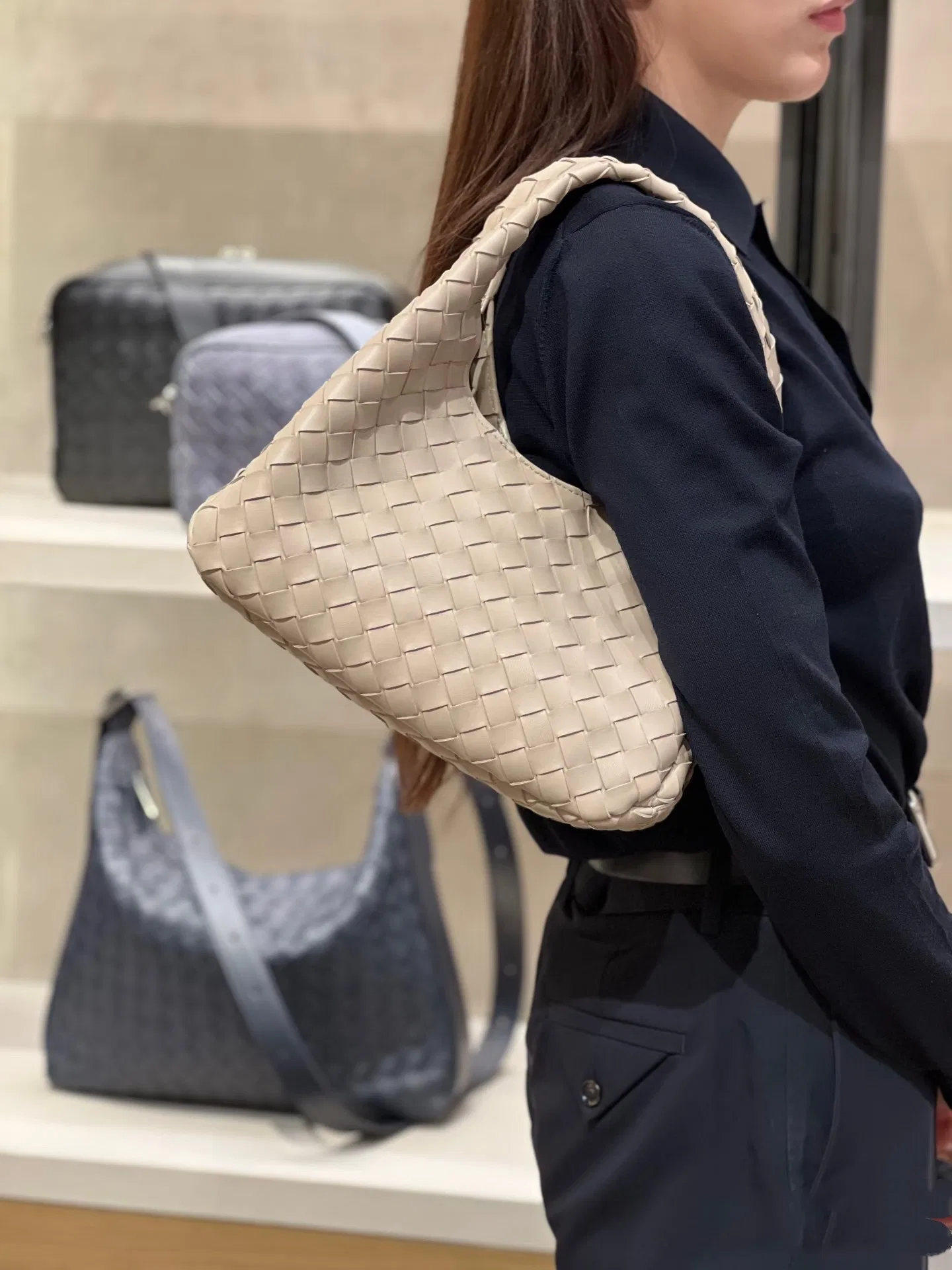 BOTTEGA 27FW NWEPAZI 031 토트백 14