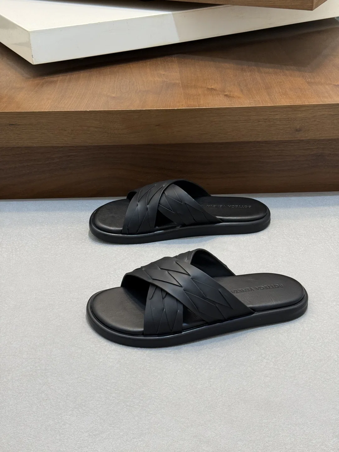 BOTTEGA 27FW VUHPEPK 001 슬리퍼 12