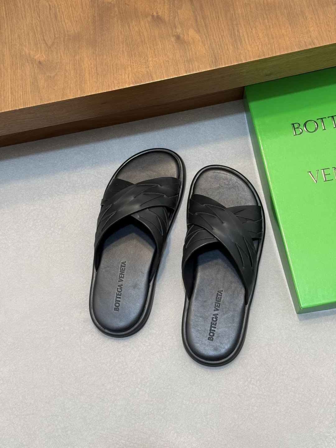 BOTTEGA 27FW VUHPEPK 001 슬리퍼 14