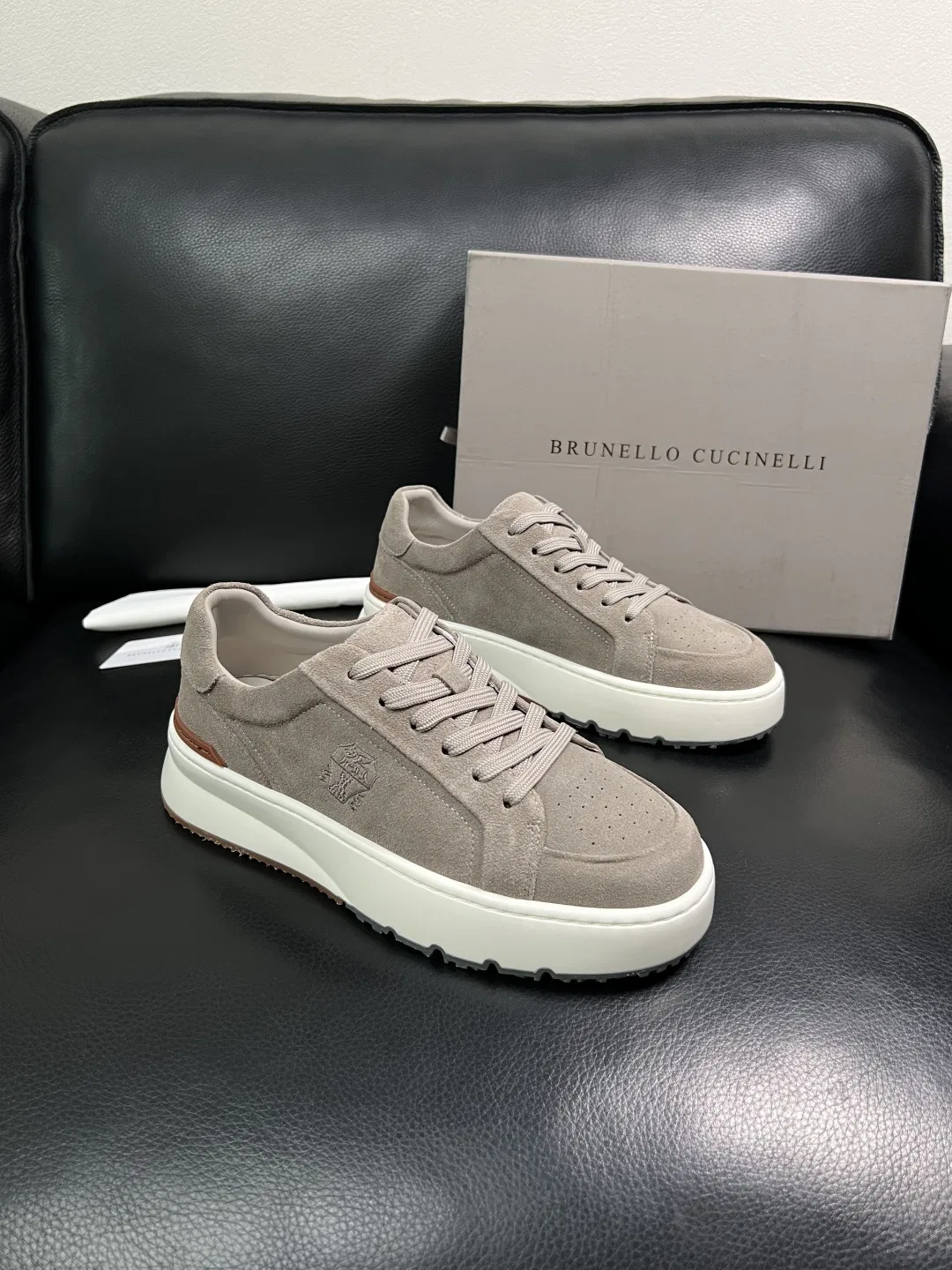 BRUNE 27FW VFQPVWO 024 스니커즈 27