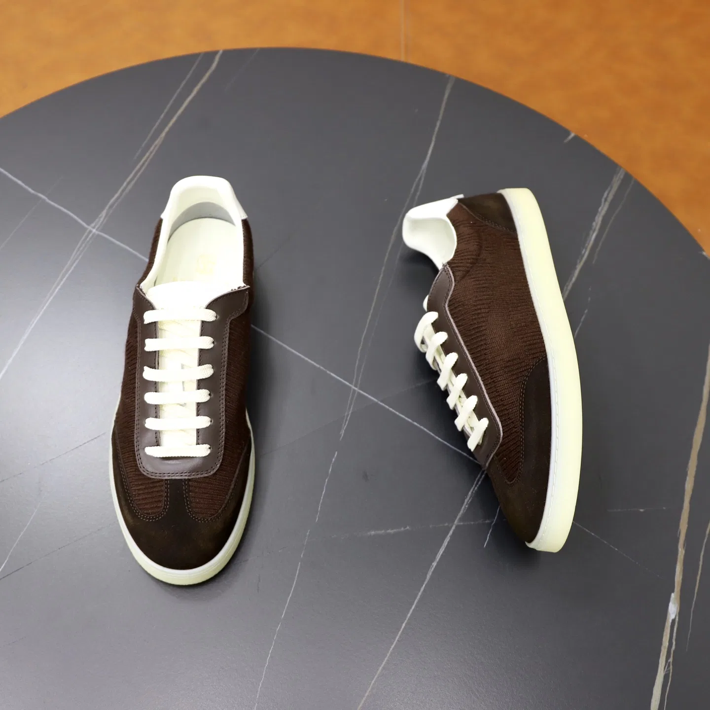 BRUNE 27FW VPILEFE 008 스니커즈 33