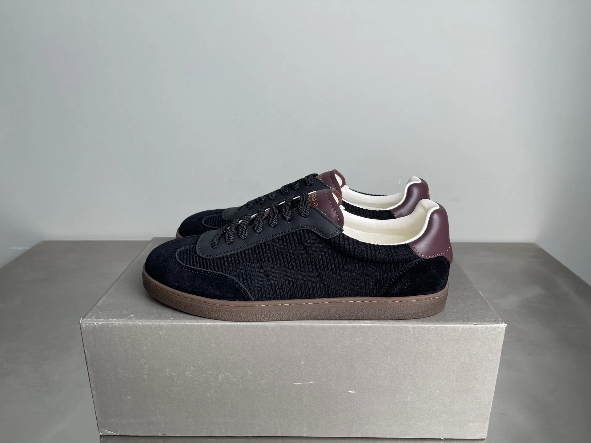 BRUNE 27FW VPILEFE 010 스니커즈 22
