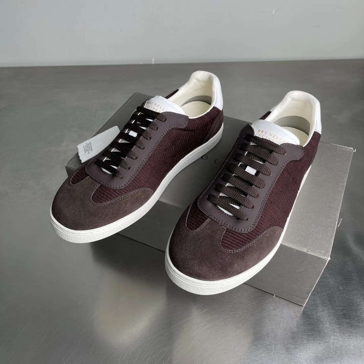 BRUNE 27FW VPILEFE 010 스니커즈 39