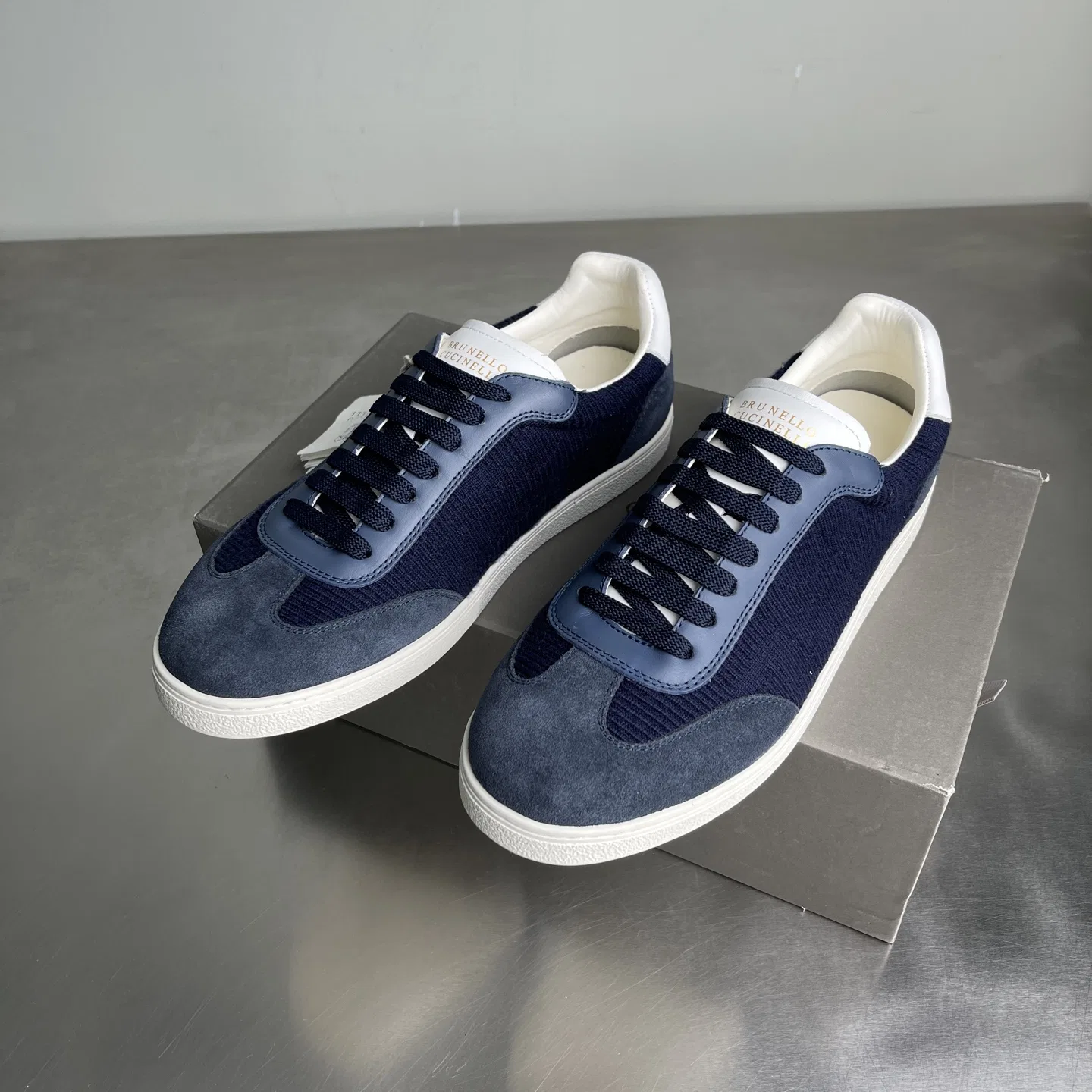 BRUNE 27FW VPILEFE 010 스니커즈 54