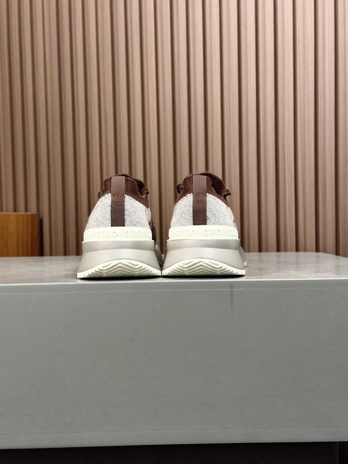 BRUNE 27FW VPILEFE 018 스니커즈 14