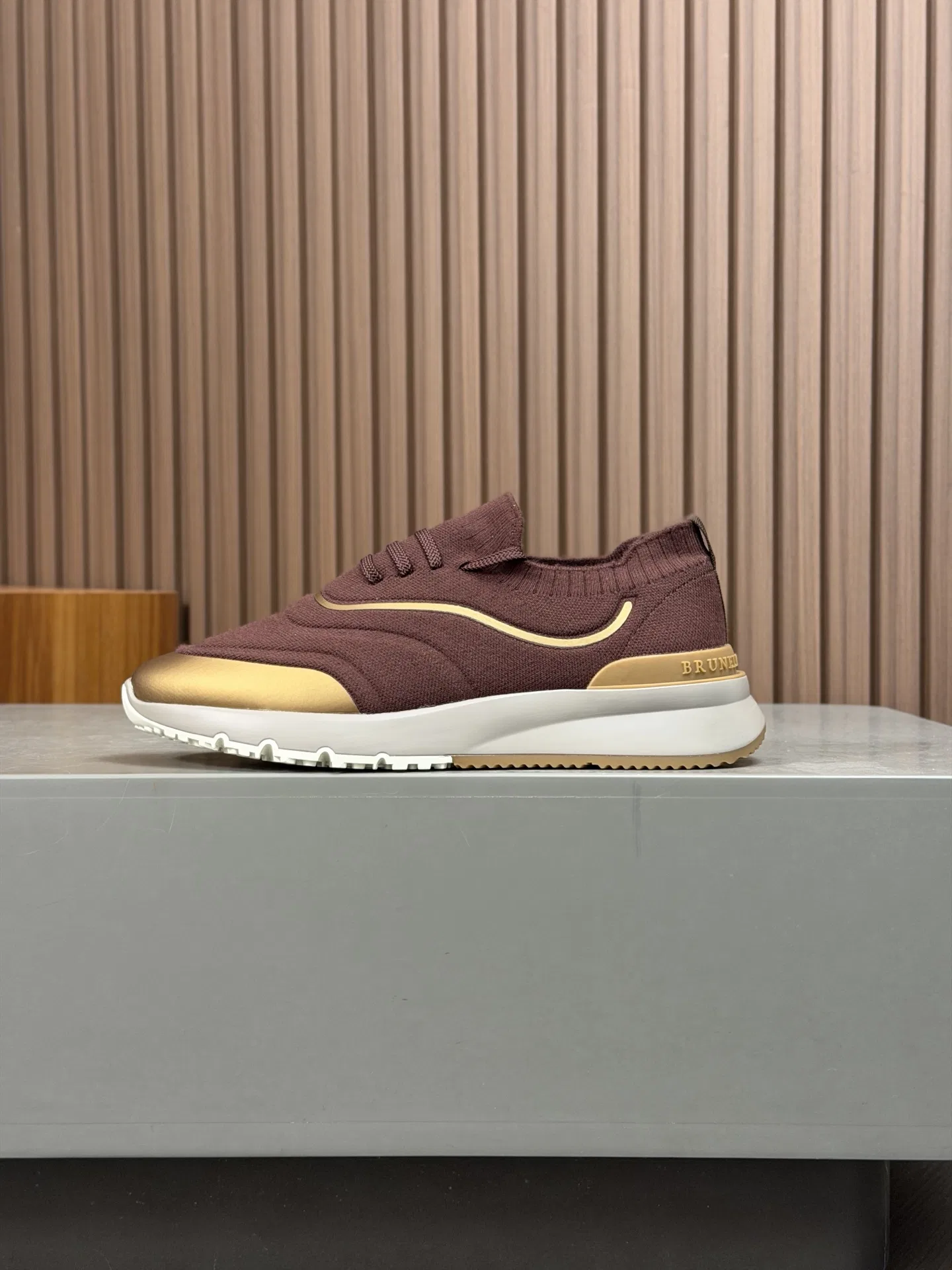 BRUNE 27FW VPILEFE 018 스니커즈 80
