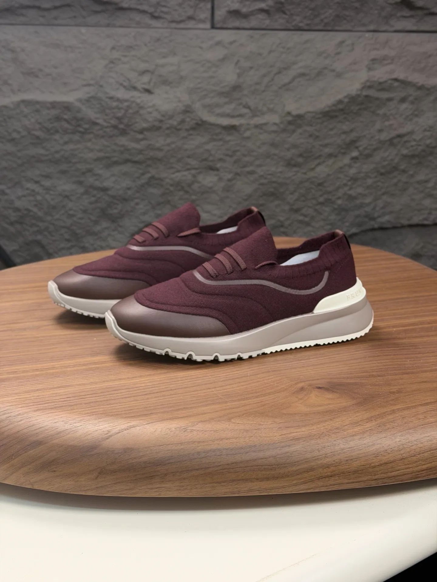 BRUNE 27FW VPILEFE 018 스니커즈 90