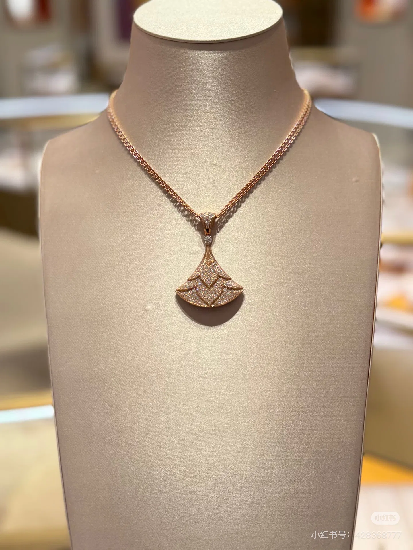 BVLGARI 27FW LTVBLYW 001 목걸이 14